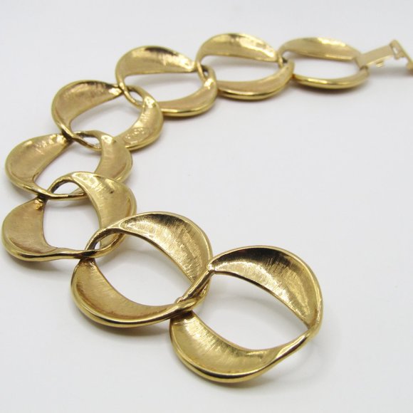 Vintage Napier Bracelet Gold Tone Link Chunky Classic 80s - Picture 3 of 5